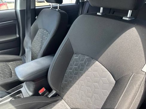 Used 2020 Mitsubishi Outlander Sport Black Edition FWD image 10