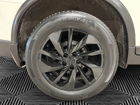 Used 2015 Nissan Rogue SV AWD/4WD image 12
