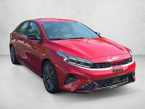 Used 2023 Kia Forte GT FWD image 3