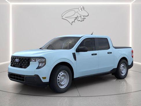 New 2026 Ford Maverick XL w/ Equipment Group 101A AWD/4WD image 2