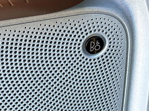 Used 2023 Ford Maverick Lariat w/ Lariat Luxury Package image 19