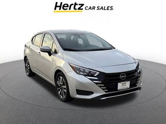 Used 2025 Nissan Versa SV video 1