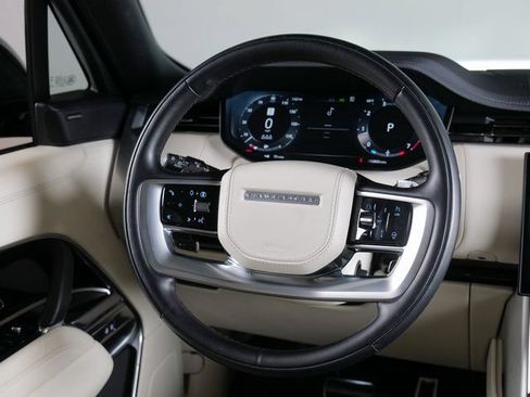 Certified 2025 Land Rover Range Rover SE AWD/4WD image 12