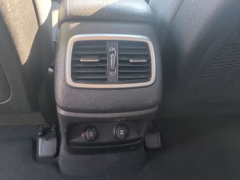 Used 2017 Kia Sorento AWD image 27