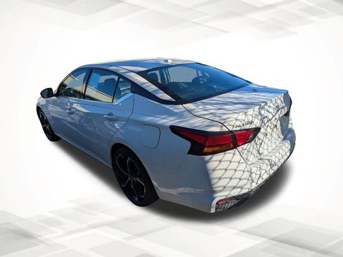 Used 2024 Nissan Altima 2.5 SR image 4