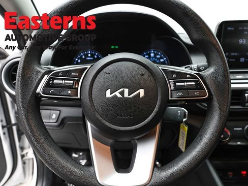 Used 2024 Kia Forte LXS FWD image 10