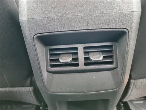 Used 2024 Chevrolet Colorado Trail Boss w/ Technology Package image 15