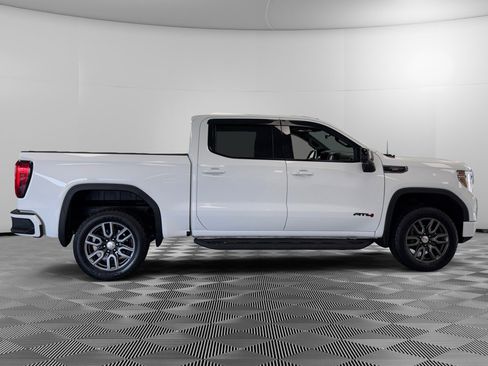 Used 2021 GMC Sierra 1500 AT4 w/ AT4 Value Package AWD/4WD image 9