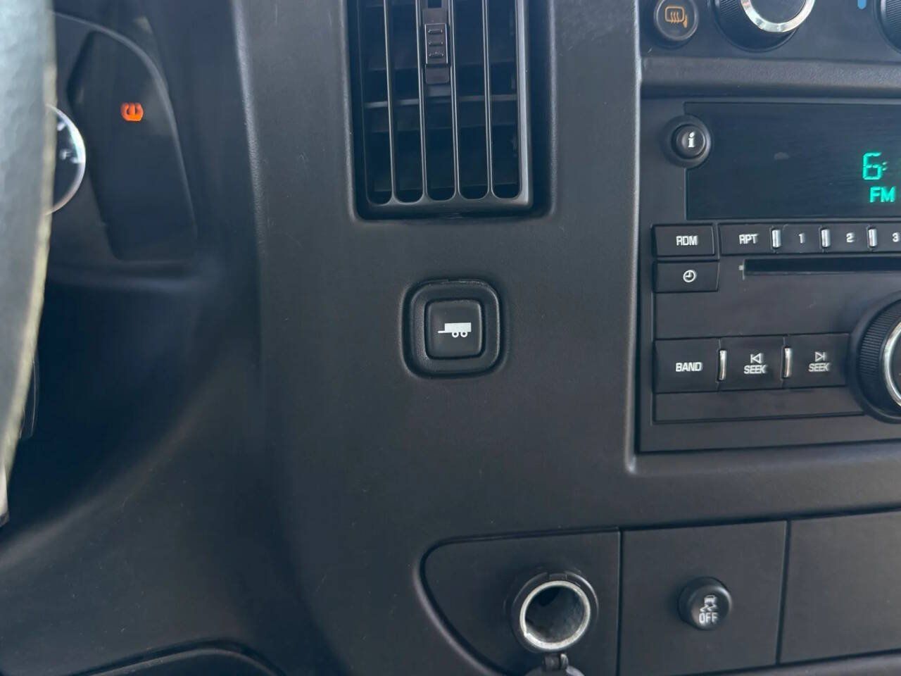 Used 2013 Chevrolet Express 1500 w/ Power Package RWD image 17