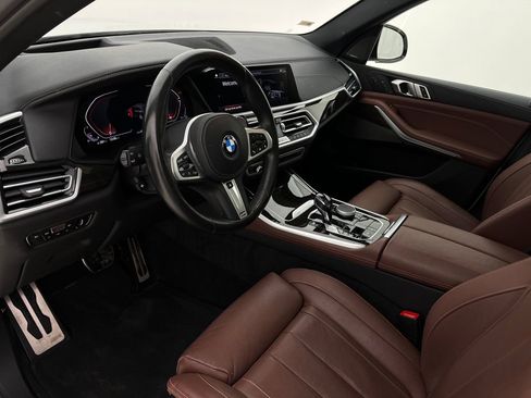 Used 2021 BMW X5 xDrive40i w/ M Sport Package image 12