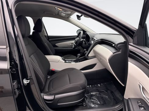 Used 2023 Hyundai Tucson SEL w/ Winter Package image 18