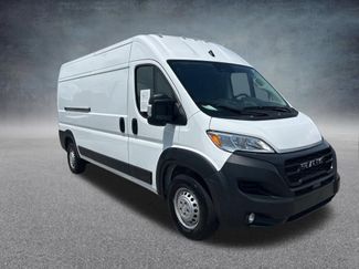 Used 2025 RAM ProMaster 2500 w/ Convenience Group FWD video 2