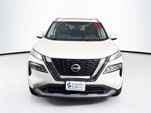 Used 2023 Nissan Rogue SV w/ SV Premium B Package AWD/4WD image 2