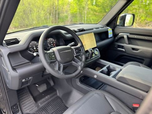 New 2026 Land Rover Defender 110 X-Dynamic SE AWD/4WD image 10