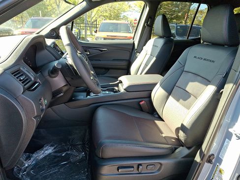 New 2026 Honda Ridgeline Black Edition image 9