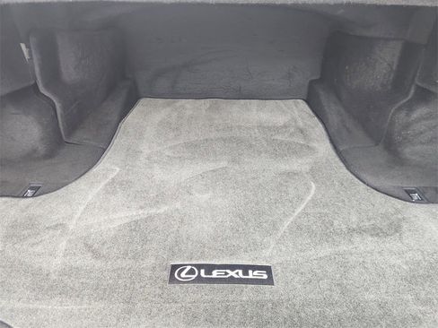 Used 2019 Lexus LS 500 image 34