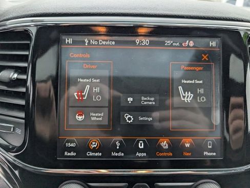 Used 2019 Jeep Grand Cherokee Limited image 5