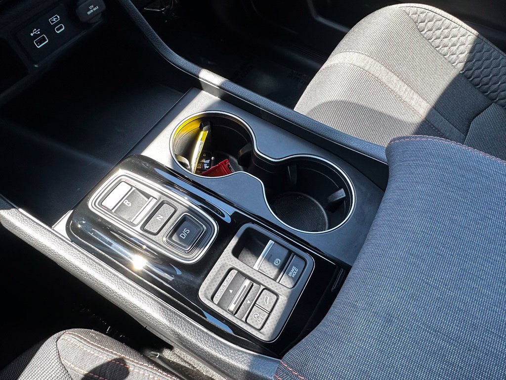 Certified 2024 Honda Pilot Sport image 30