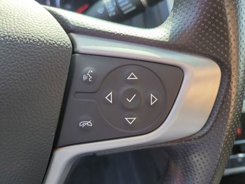 Used 2023 GMC Acadia SLE w/ Driver Convenience Package image 26