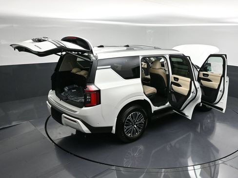 New 2026 Nissan Armada Platinum image 35