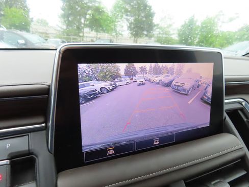 Used 2021 Chevrolet Tahoe Z71 w/ Rear Media and Nav Package AWD/4WD image 23