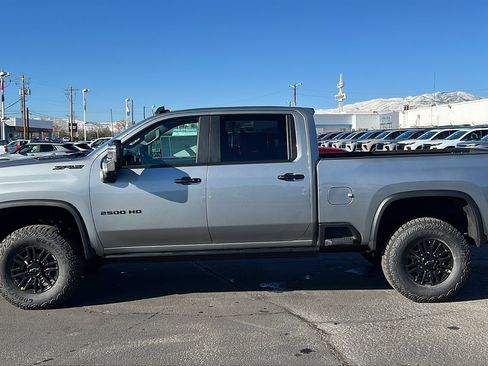 New 2026 Chevrolet Silverado 2500 ZR2 w/ LPO, Dark Essentials Package image 9