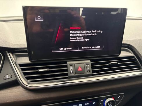 Used 2024 Audi Q5 e Premium w/ Convenience Package AWD/4WD image 34