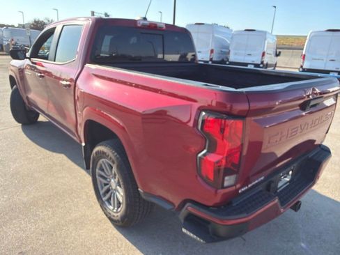 Used 2023 Chevrolet Colorado LT w/ LT Convenience Package RWD image 8