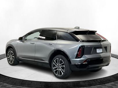 New 2025 Cadillac Optiq Sport 2 w/ LPO, Floor Liner Package