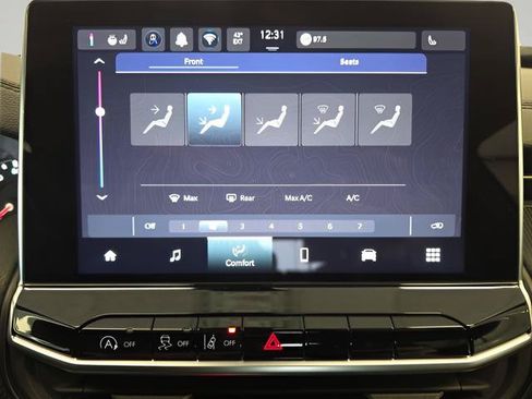 New 2026 Jeep Compass Latitude AWD/4WD image 19