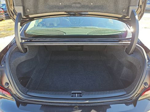 Certified 2025 Volvo S60 B5 Plus image 28