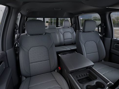 New 2026 RAM 1500 Big Horn AWD/4WD image 17