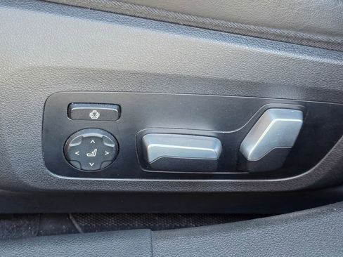 Used 2023 BMW M3 Competition w/ Executive Package image 16