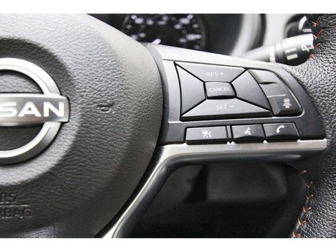 Used 2024 Nissan Kicks SR FWD image 14