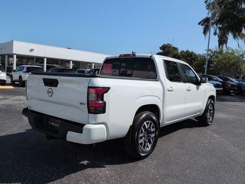 Certified 2022 Nissan Frontier SV RWD image 4