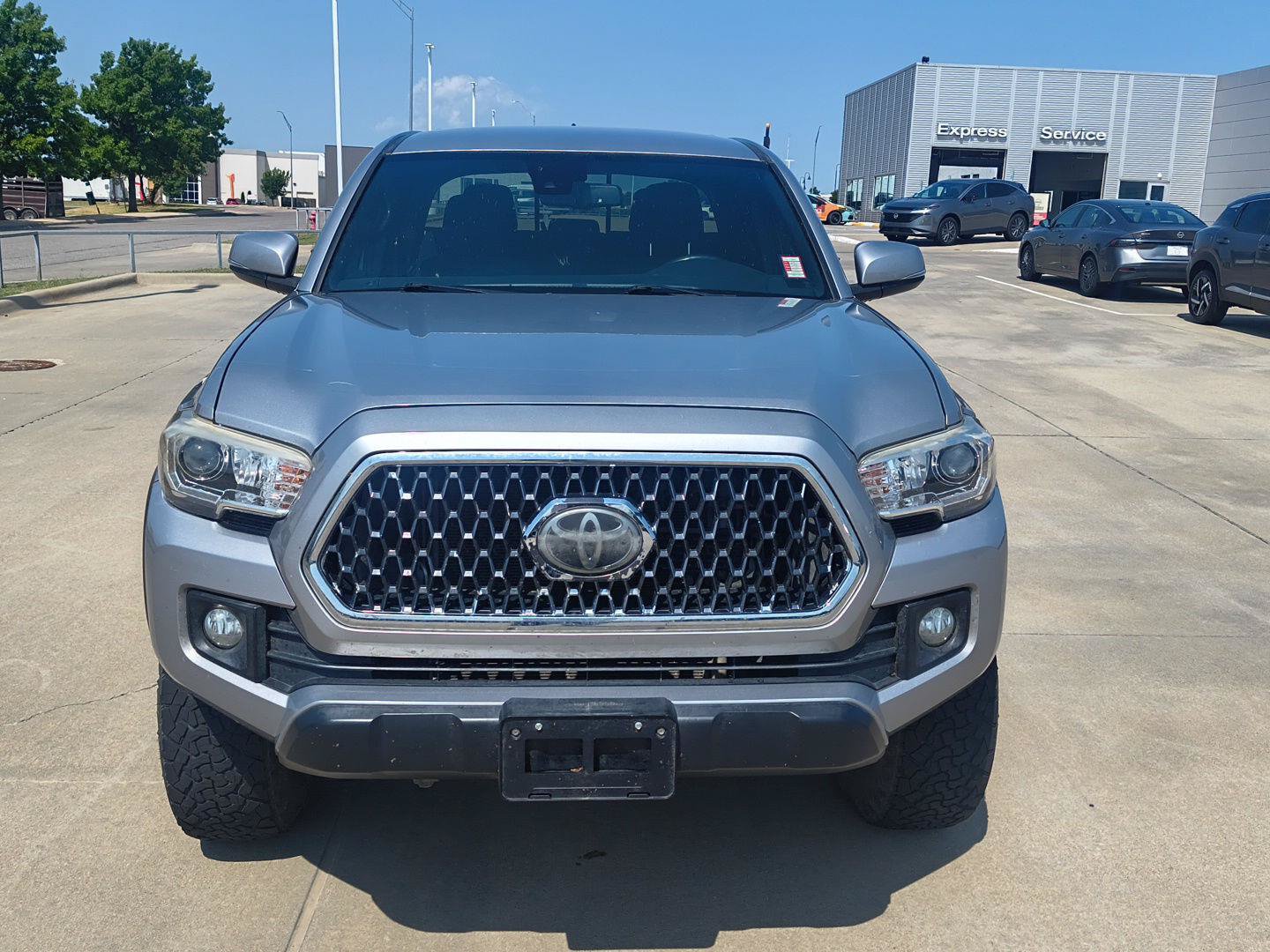 Used 2019 Toyota Tacoma TRD Off-Road AWD/4WD image 13