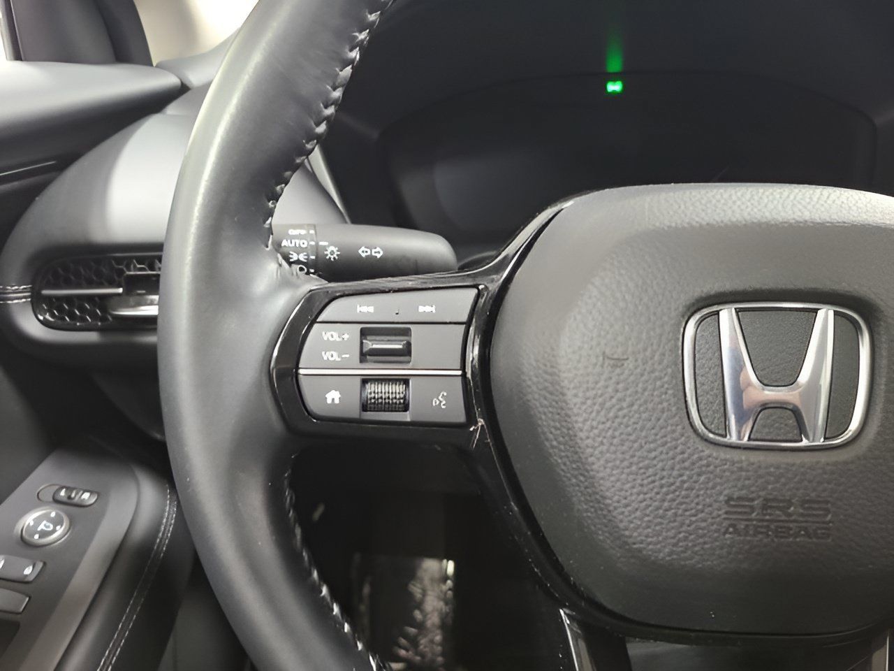 Certified 2025 Honda HR-V EX-L image 26