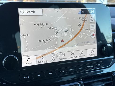 Used 2022 Nissan Pathfinder SL image 4