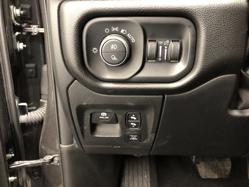 Certified 2025 RAM 1500 Big Horn AWD/4WD image 22