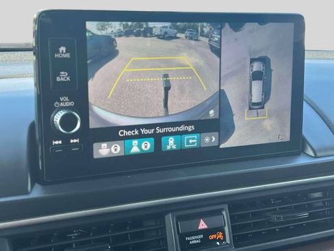 Used 2025 Honda Pilot Elite image 33