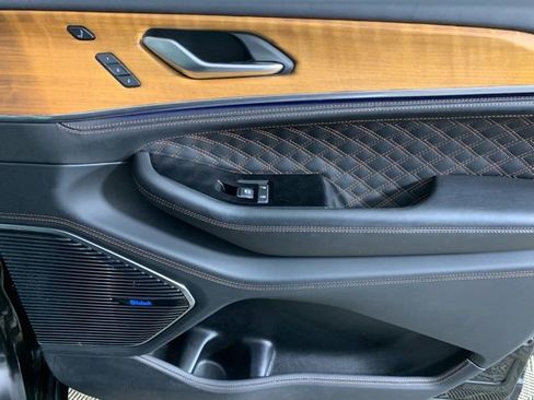 Used 2022 Jeep Grand Cherokee L Summit w/ Advanced Protech Group IV image 34