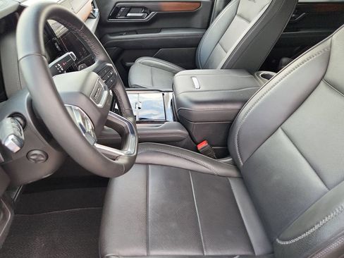 Used 2025 Toyota 4Runner TRD Off-Road AWD/4WD image 17
