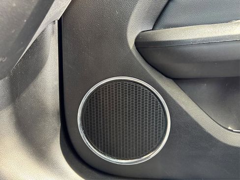 Used 2020 Ford Mustang Premium image 27