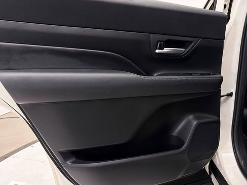 Used 2024 Toyota Grand Highlander Limited image 26