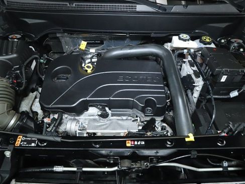 Used 2024 Chevrolet Equinox LS w/ LS Convenience Package image 34