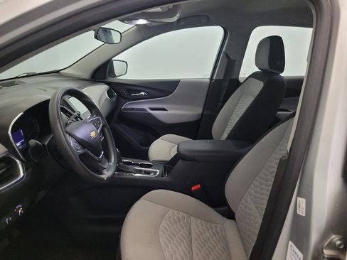 Used 2018 Chevrolet Equinox LS AWD/4WD image 17