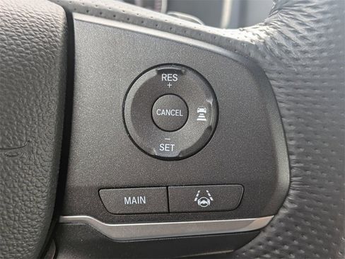 Used 2023 Honda Passport EX-L image 12