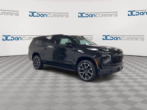 New 2026 Chevrolet Suburban RST w/ Comfort Package image 2