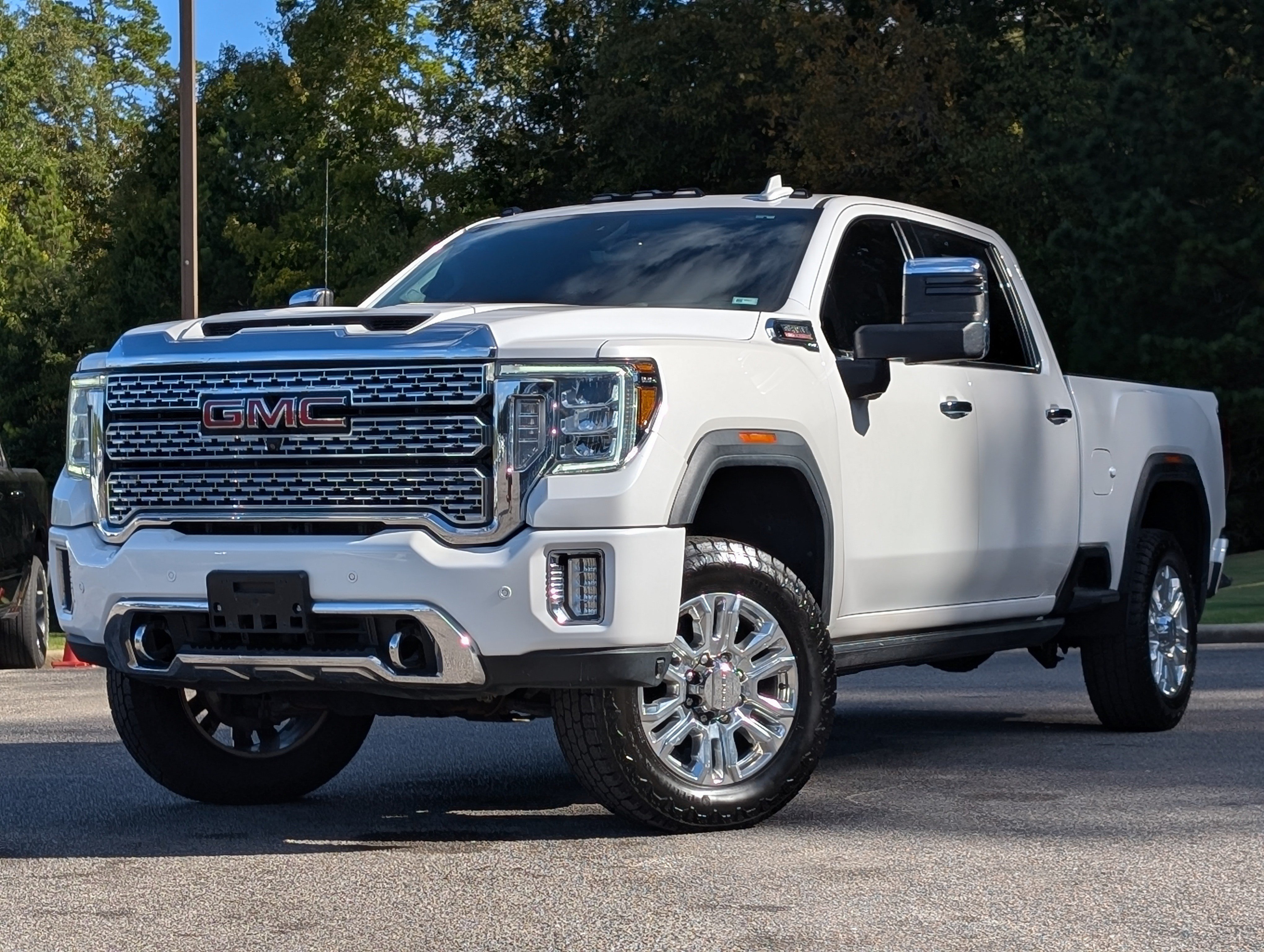 Used 2023 GMC Sierra 2500 Denali w/ Denali Ultimate Package AWD/4WD image 4