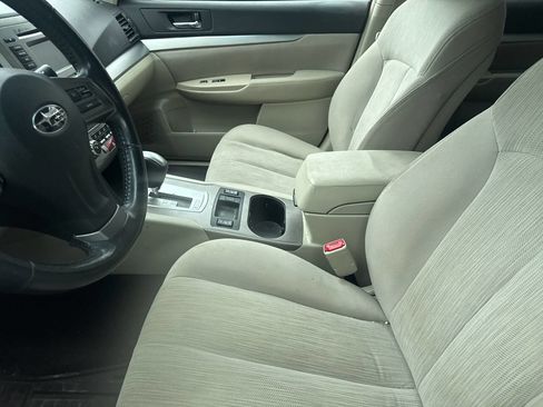 Used 2014 Subaru Outback 2.5i Premium w/ Popular Package #1B image 9